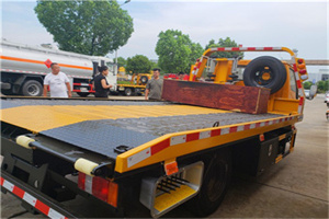 武陟附近拖车电话号码服务